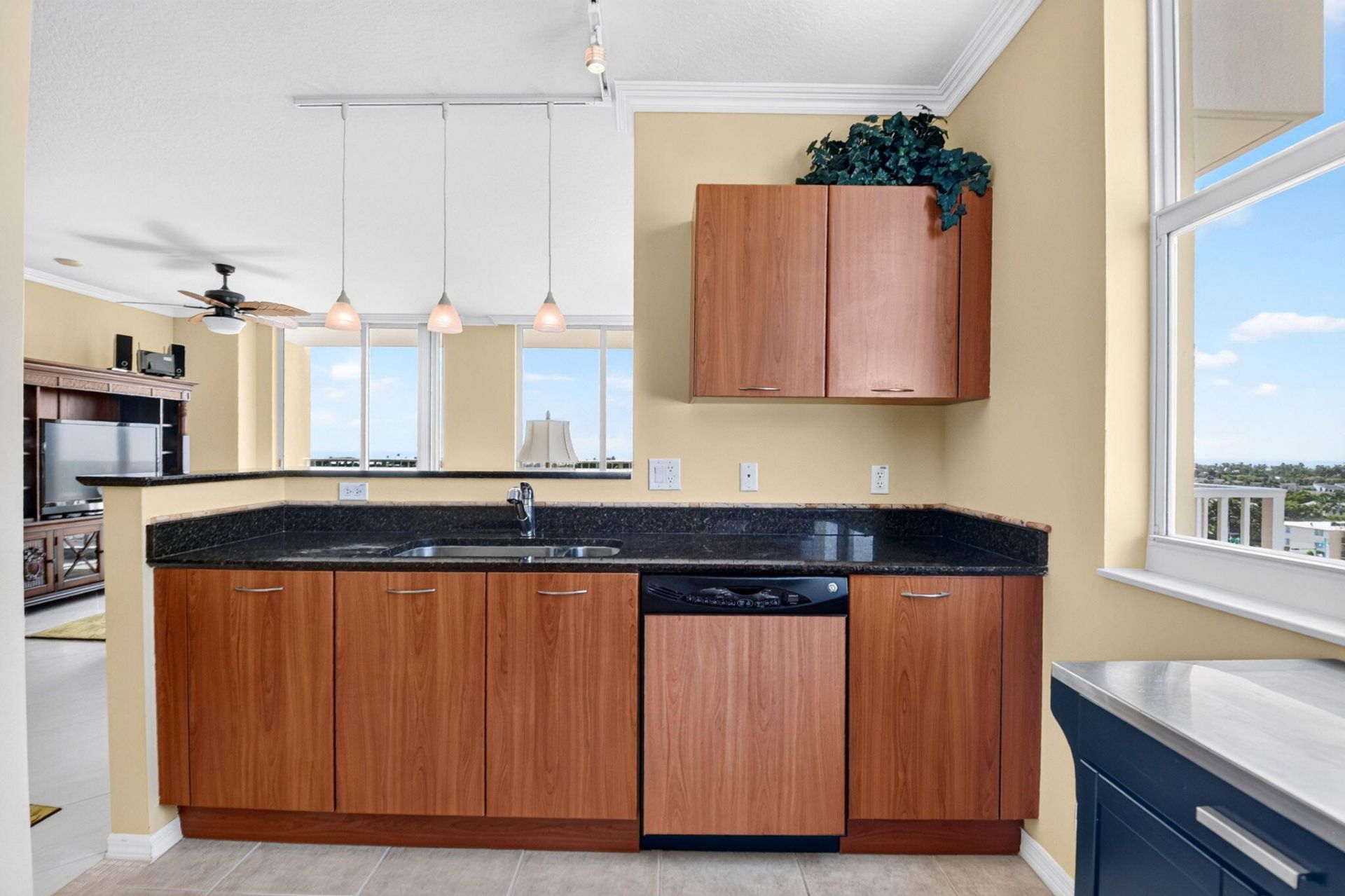 625 Casa Loma Boulevard, Unit 1002, Boynton Beach, FL 33435 Photo