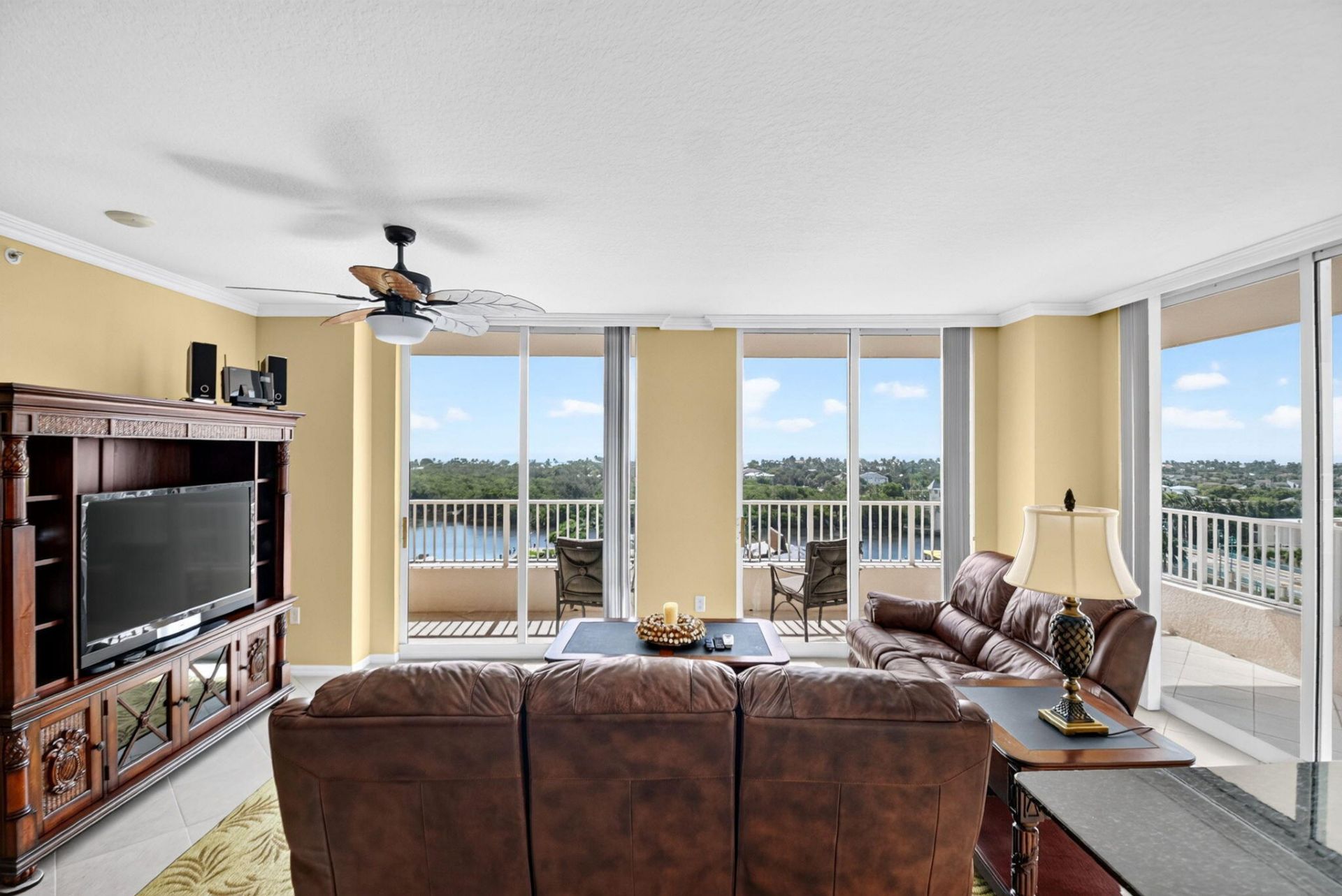 625 Casa Loma Boulevard, Unit 1002, Boynton Beach, FL 33435 Photo