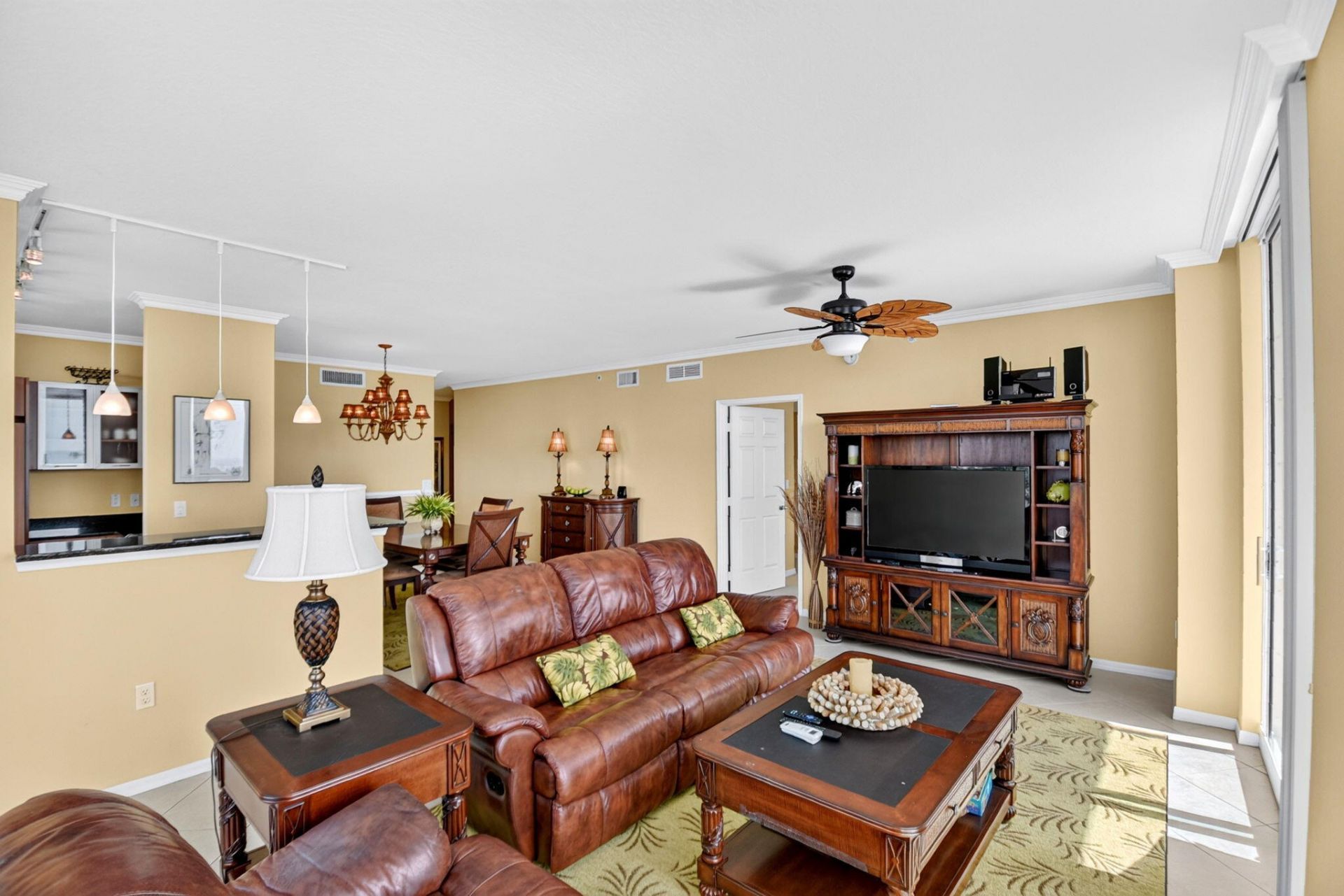 625 Casa Loma Boulevard, Unit 1002, Boynton Beach, FL 33435 Photo
