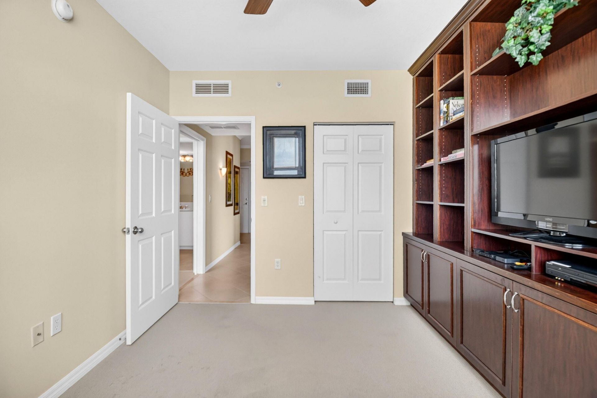 625 Casa Loma Boulevard, Unit 1002, Boynton Beach, FL 33435 Photo
