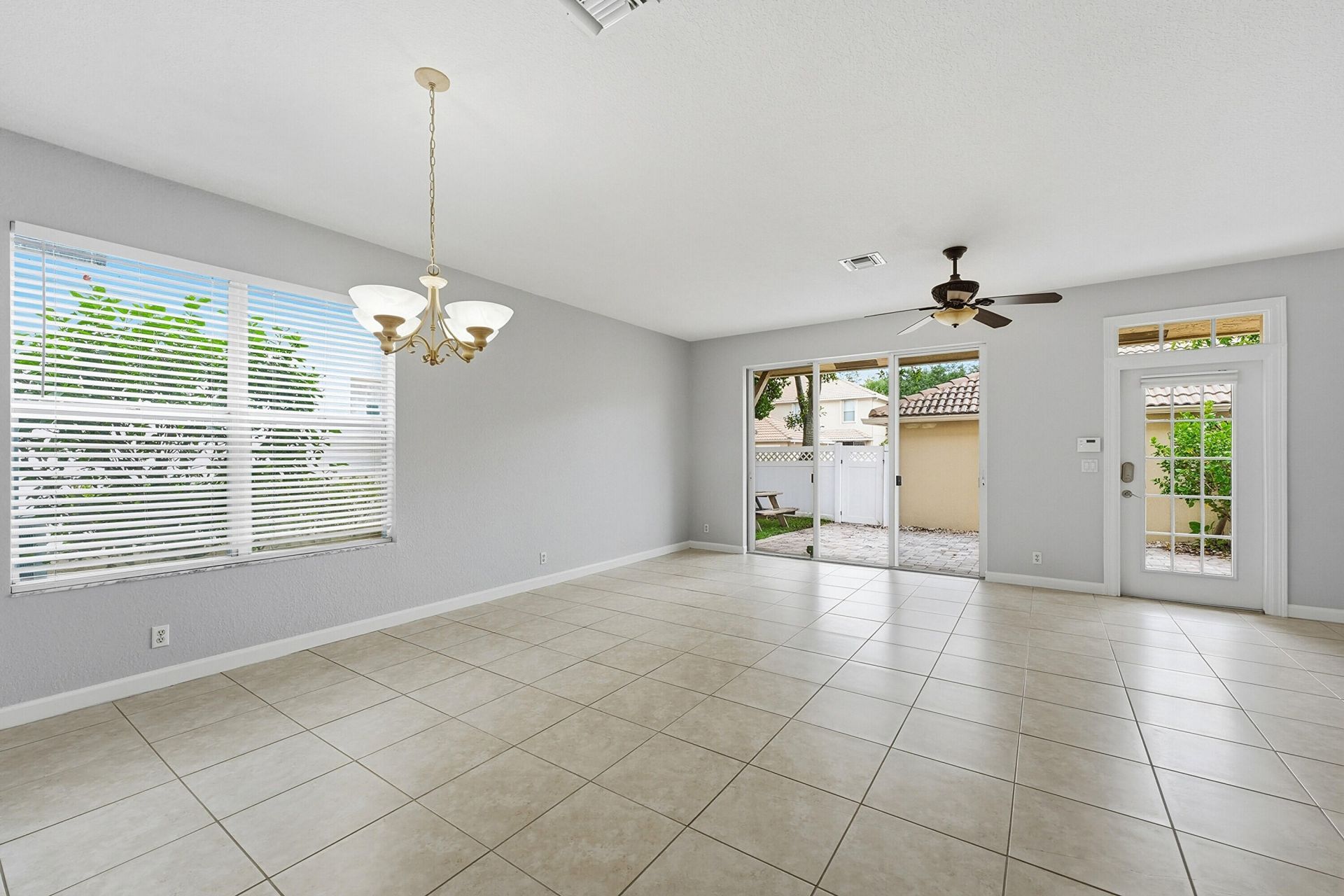 8057 Murano Circle, Palm Beach Gardens, FL 33418 Photo