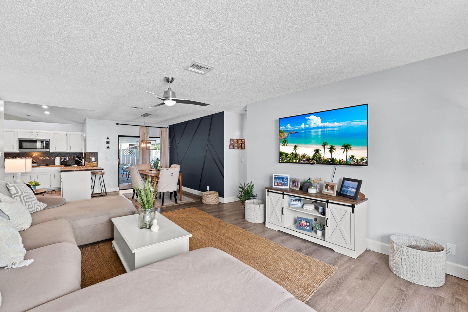 5071 Whitewood Way, Lake Worth, FL 33467 Photo