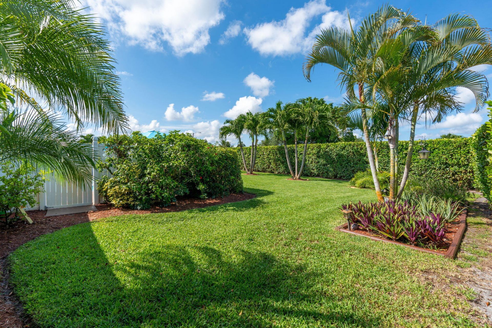 5071 Whitewood Way, Lake Worth, FL 33467 Photo