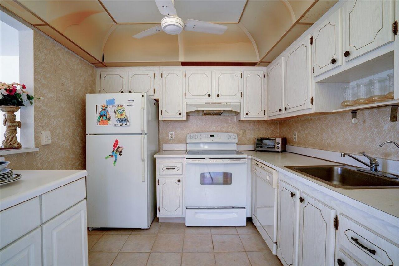 222 Saxony E, Unit 222, Delray Beach, FL 33446 Photo
