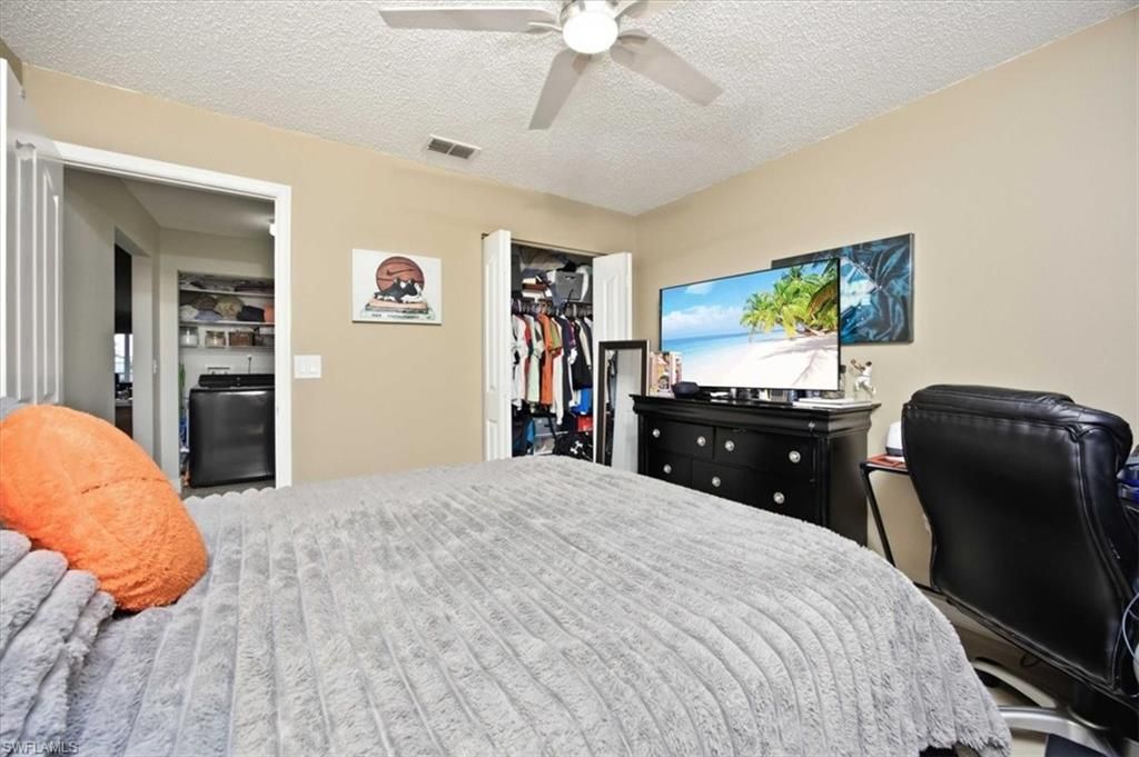 905 New Waterford Dr , Unit 204, Naples, FL 34104 Photo