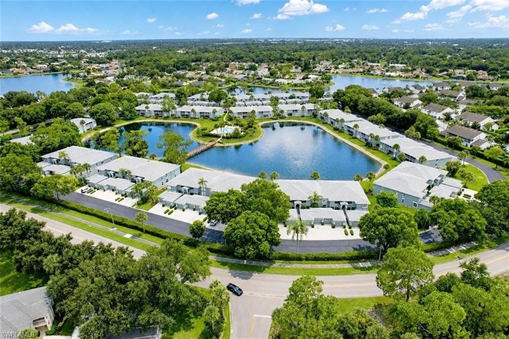 905 New Waterford Dr , Unit 204, Naples, FL 34104 Photo