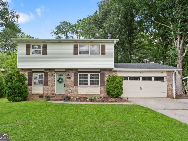 2161 Powers Ferry Drive SE, Marietta, GA 30067