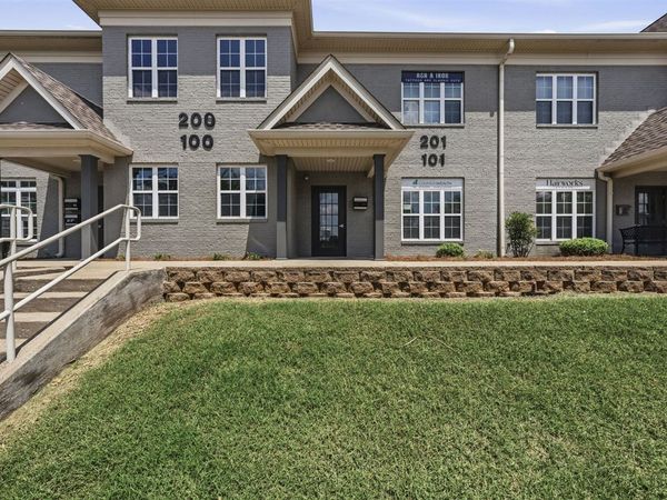 1111 Shive Lane Suite 201, Bowling Green, KY 42104