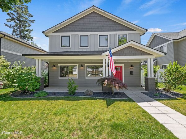 818 E Lakeside Ave , Coeur d'Alene, ID 83814