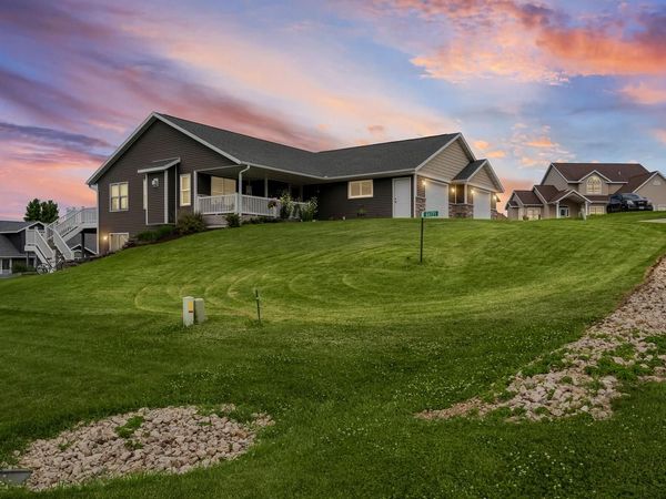 N8121 Badger LANE, Mindoro, WI 54644