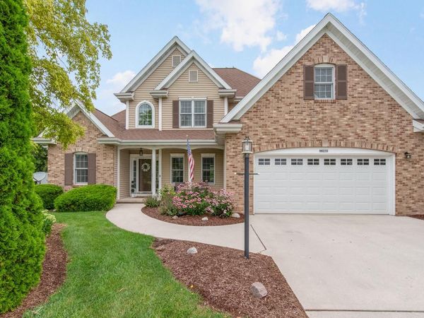 N6215 Kapur DRIVE, Sheboygan Falls, WI 53085