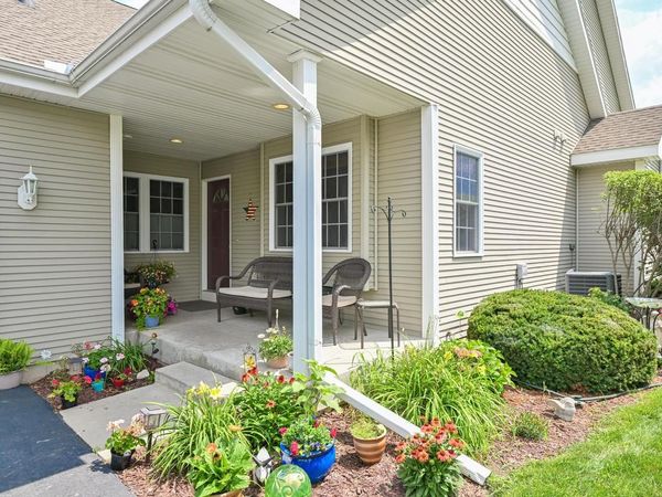635 Darcy LANE, Unit 24, Whitewater, WI 53190