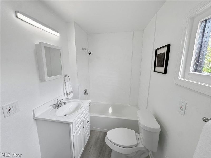 977 Nathaniel Road, Cleveland, OH 44110 Photo 17