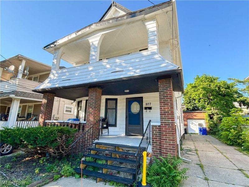 977 Nathaniel Road, Cleveland, OH 44110 Photo 2
