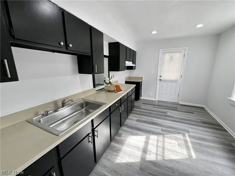 977 Nathaniel Road, Cleveland, OH 44110 Photo 7