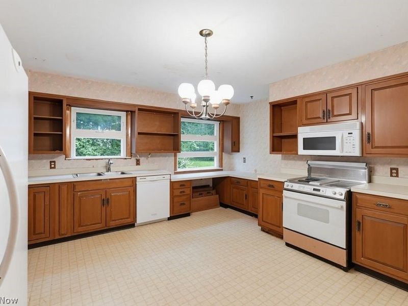 21 Hampshire Road, Akron, OH 44313 Photo 17