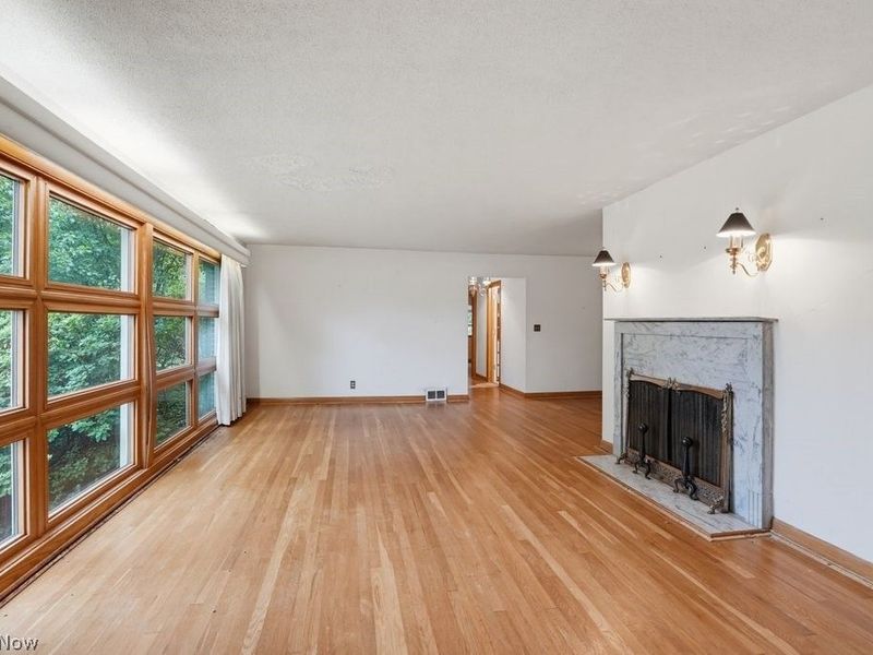 21 Hampshire Road, Akron, OH 44313 Photo 4