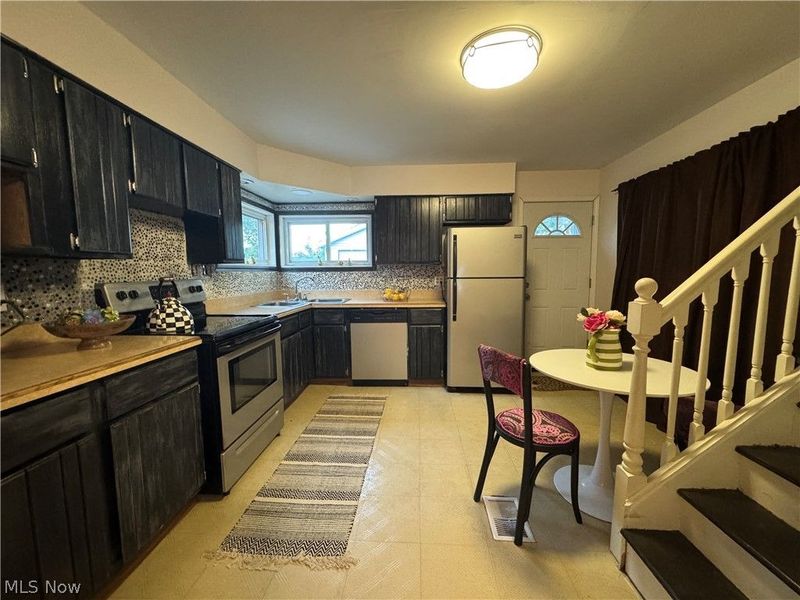 251 Idlewood Road, Austintown, OH 44515 Photo 9