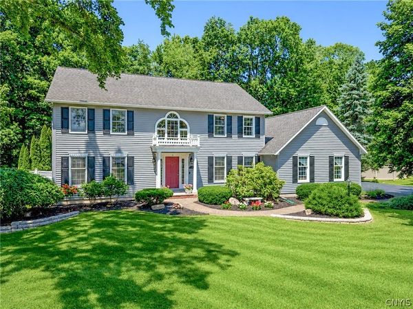7618 Pico Lane , Baldwinsville, NY 13027