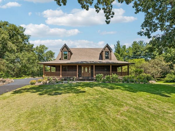 1921 Annettes Circle , Sugar Grove, IL 60554
