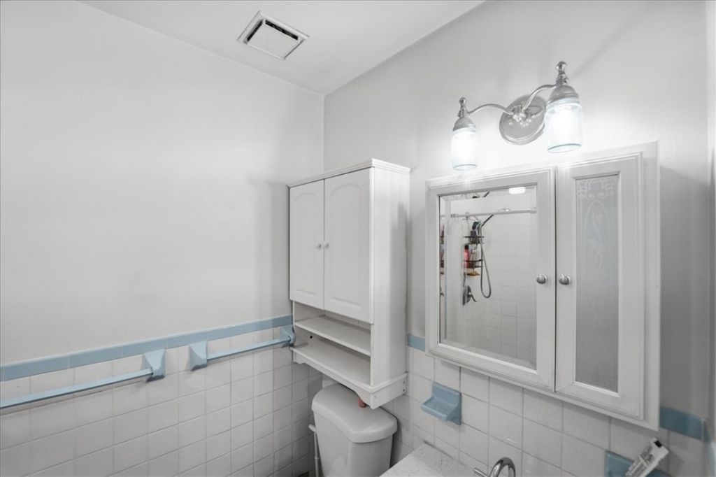 1956 1st Place Sw, Vero Beach, FL 32962 Photo