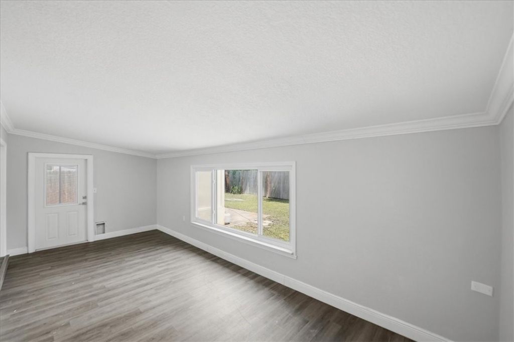 1956 1st Place Sw, Vero Beach, FL 32962 Photo
