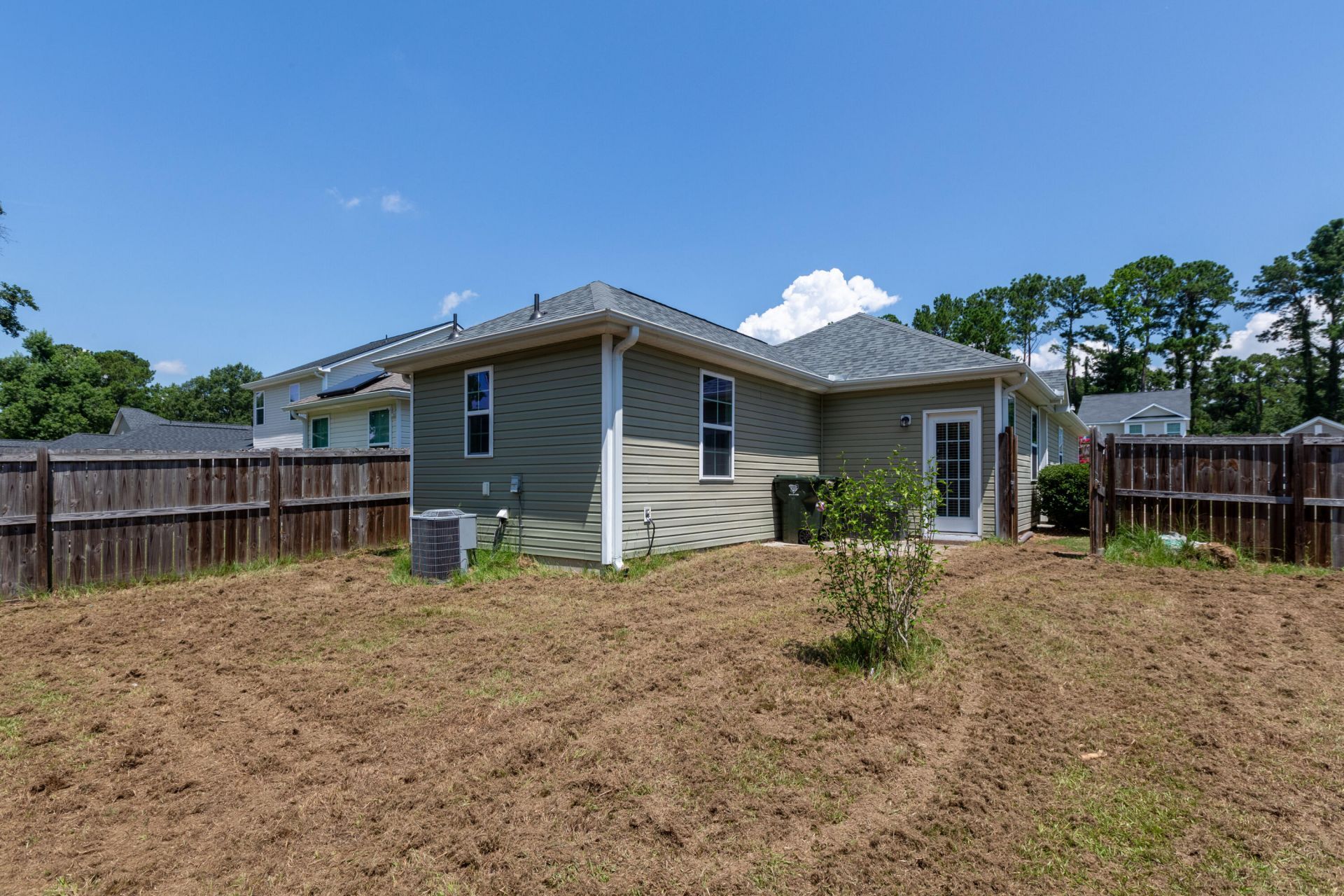 1217 N University Drive Photo 31