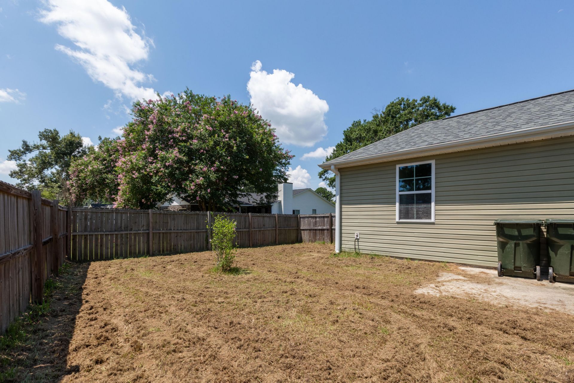 1217 N University Drive Photo 32