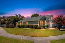 1217 N University Drive photo 4