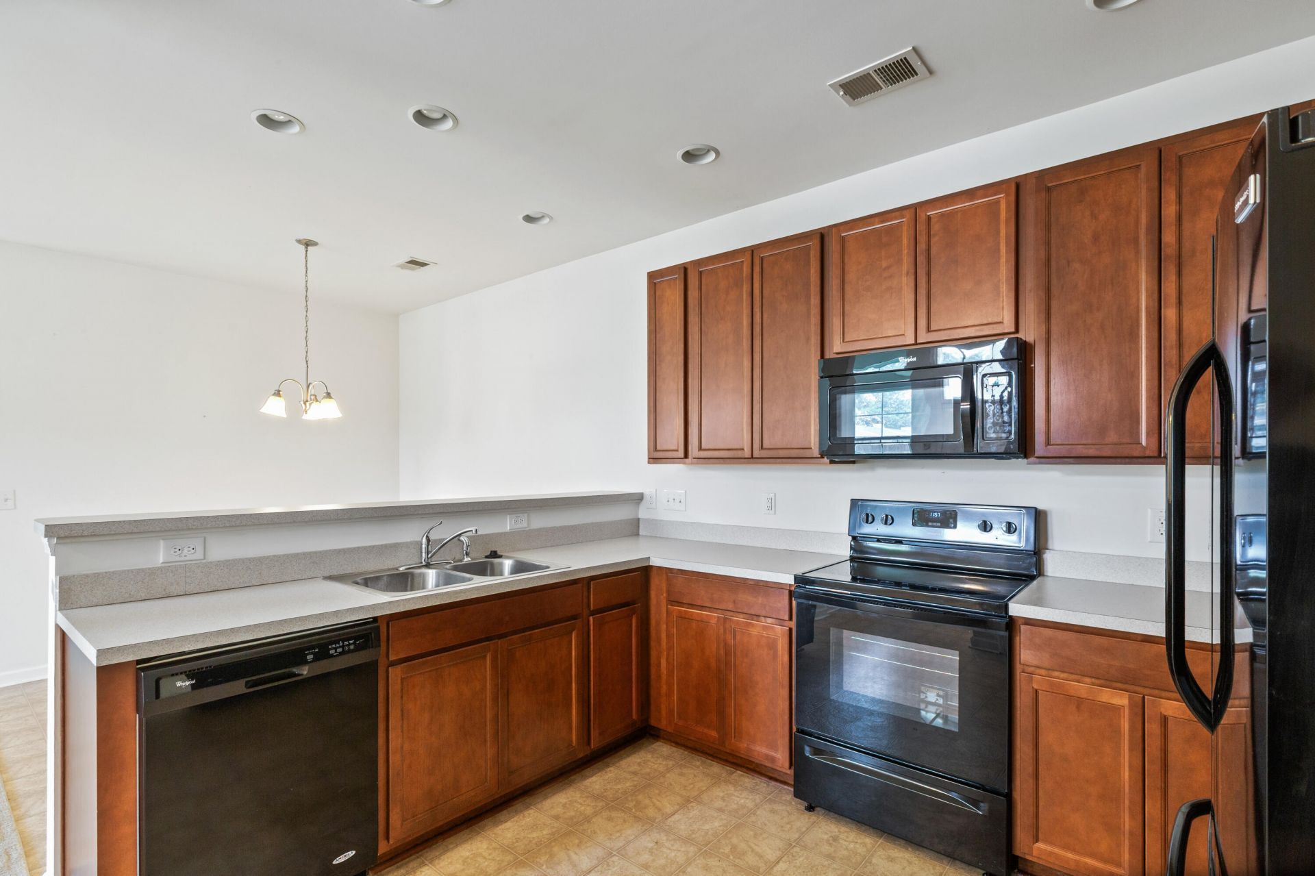 1217 N University Drive Photo 8