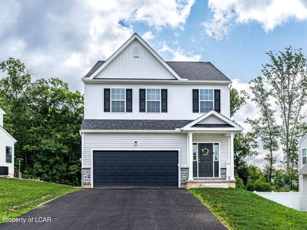 721 Quarry Road, Drums, PA 18222