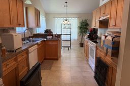 224 Clovis Circle photo 4