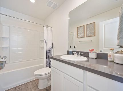 5136 Molino Cir, Roseville, CA 95747 Photo