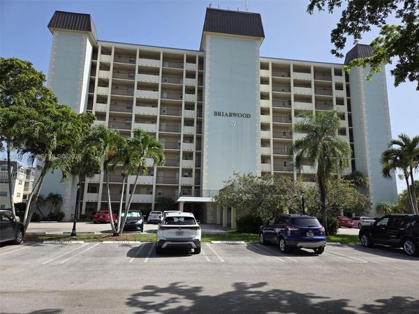 9101 W Sample Rd, Unit 102, Coral Springs, FL 33065