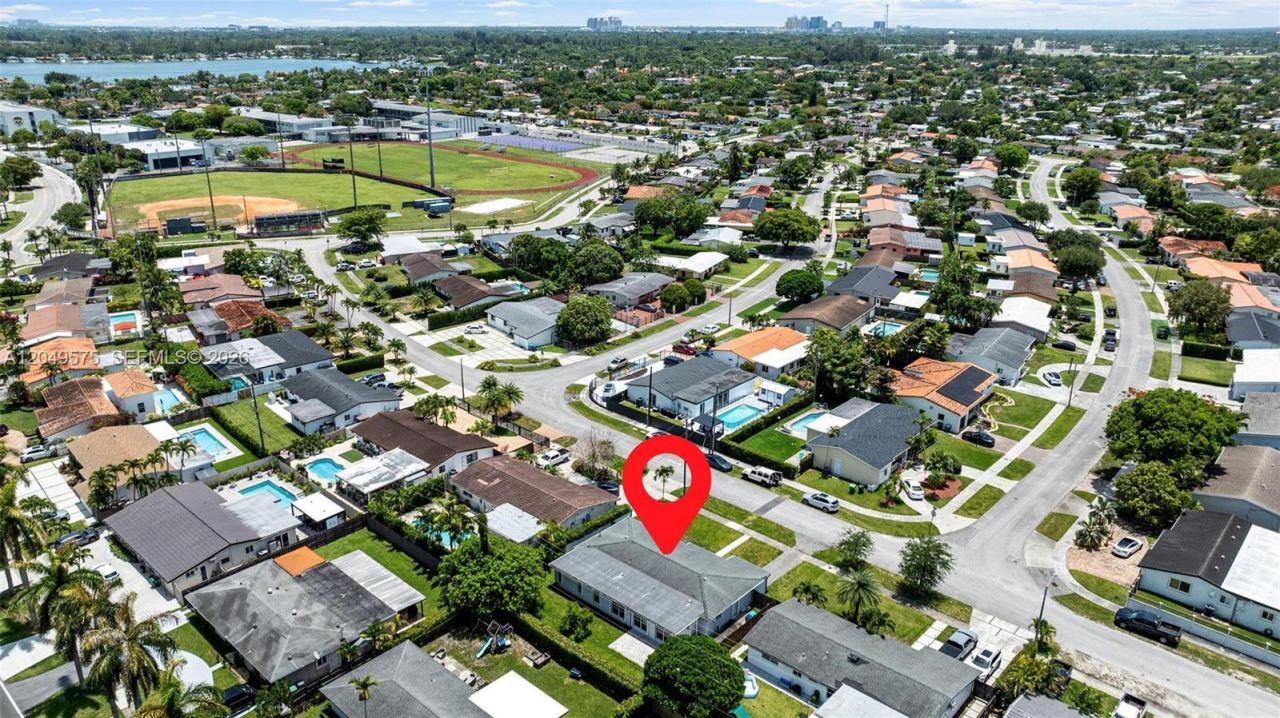 9075 SW 48th Ter , Miami, FL 33165 Photo
