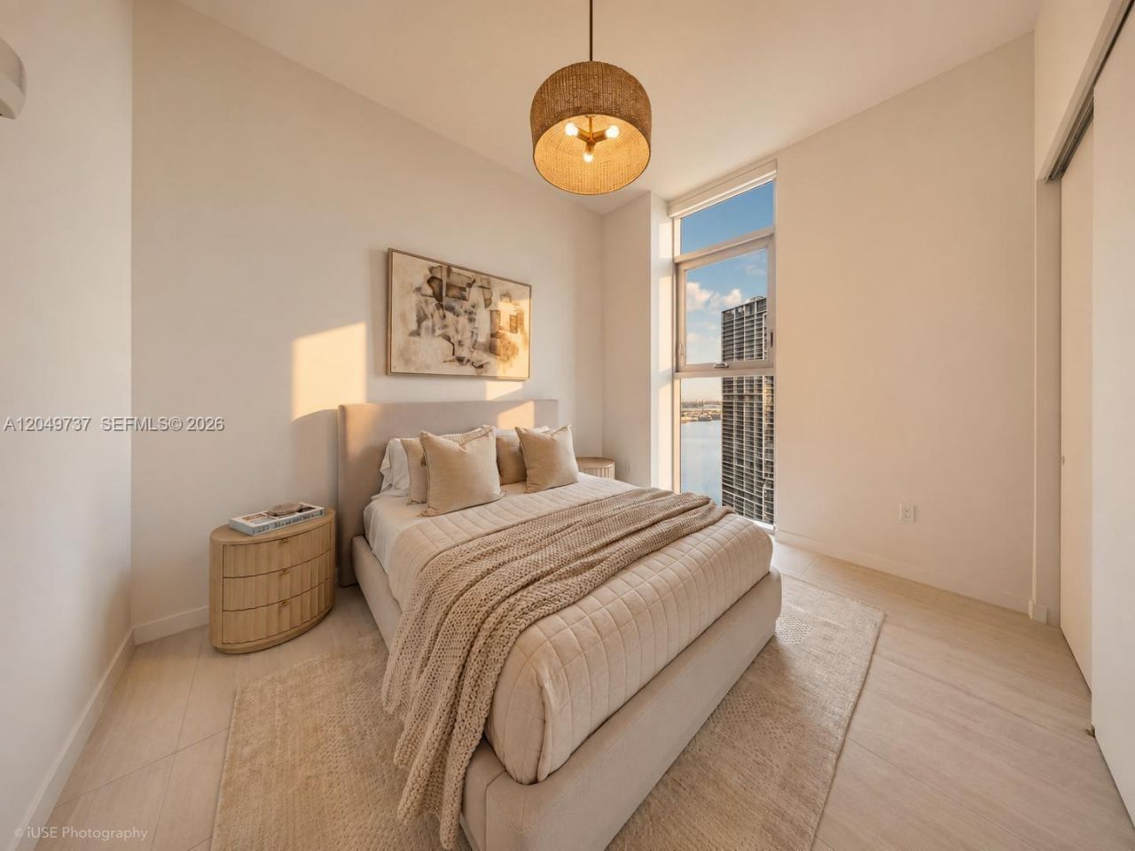 77 SE 5th Street , Unit UPH01, Miami, FL 33131 Photo