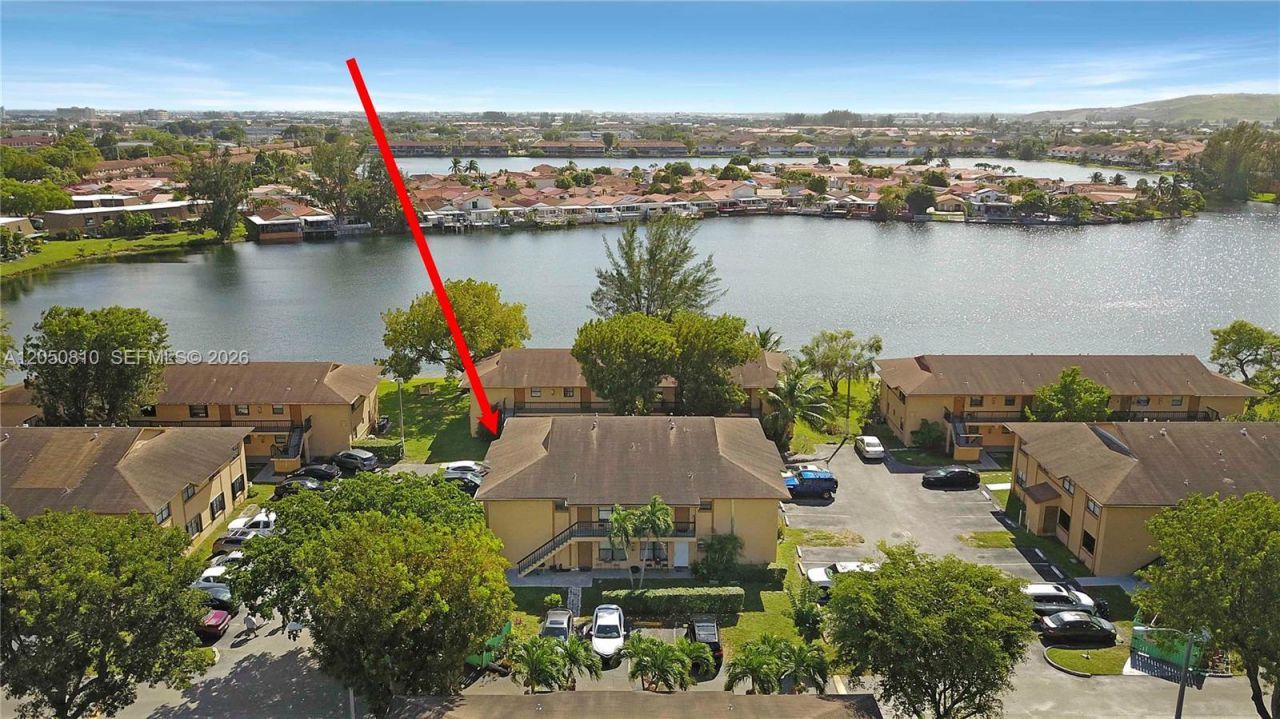 2530 W 67th Pl , Unit 11-29, Hialeah, FL 33016 Photo