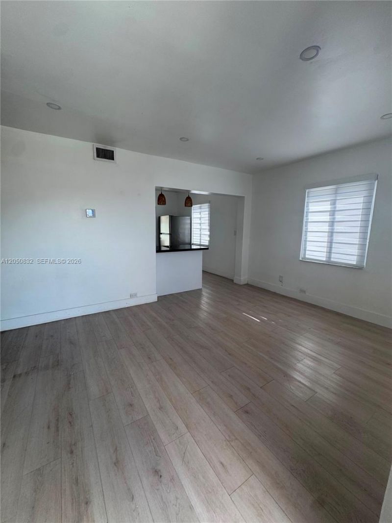 690 E 46th St , Hialeah, FL 33013 Photo