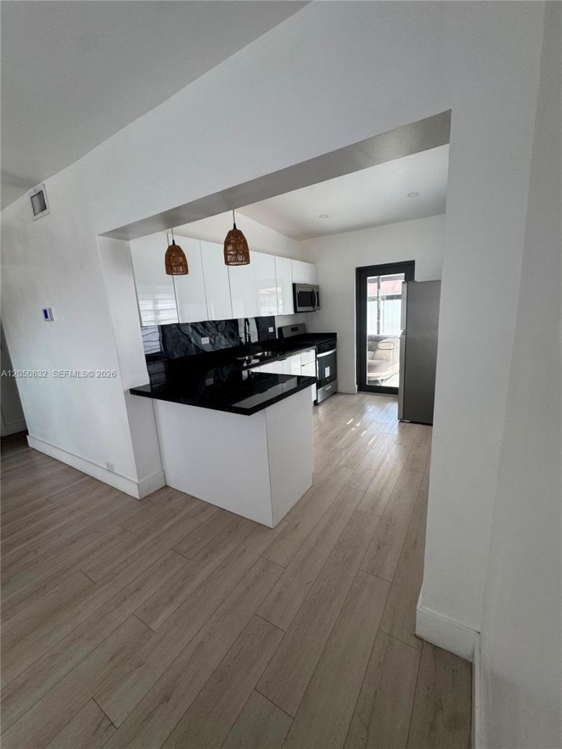 690 E 46th St , Hialeah, FL 33013 Photo