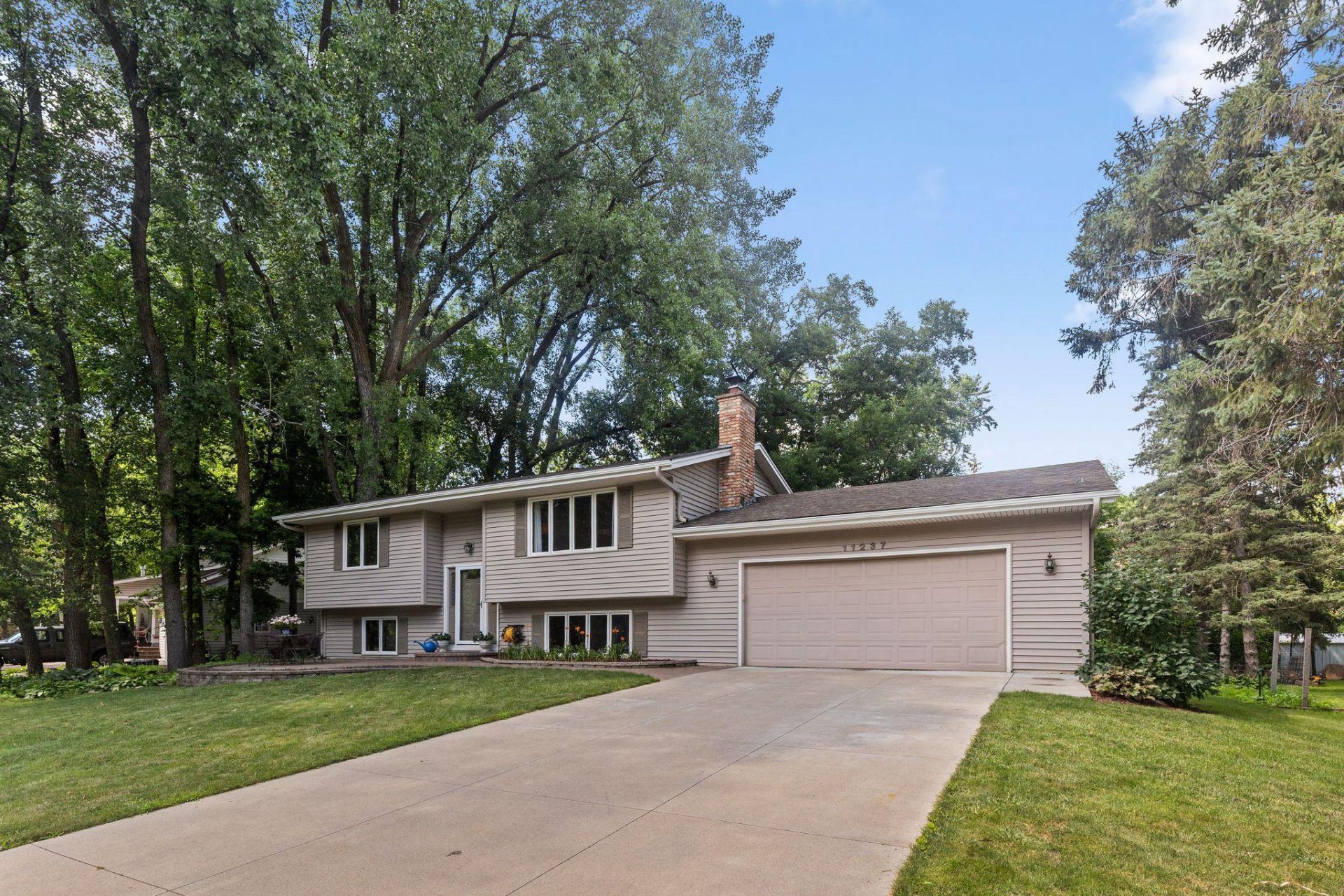 11237 164th Street W, Lakeville, MN 55044