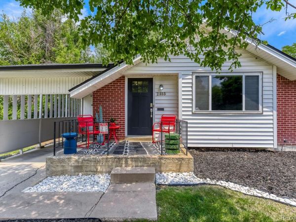 2555 E Maplewood Avenue, Littleton, CO 80121