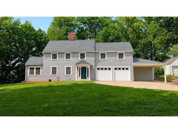 1319 Oakwood Avenue, Menomonie, WI 54751