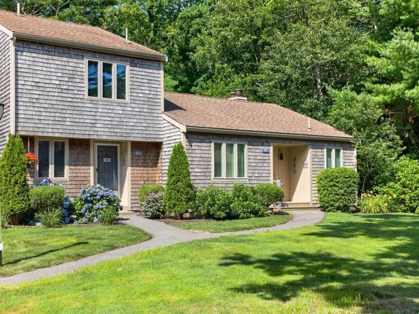 90 Forest Glade, UNIT 90, Teaticket, MA 02536