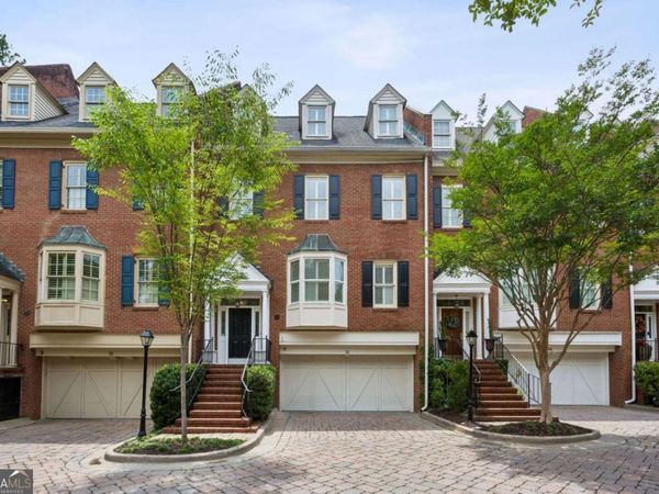 3685 Peachtree Road NE, Unit 16, Atlanta, GA 30319
