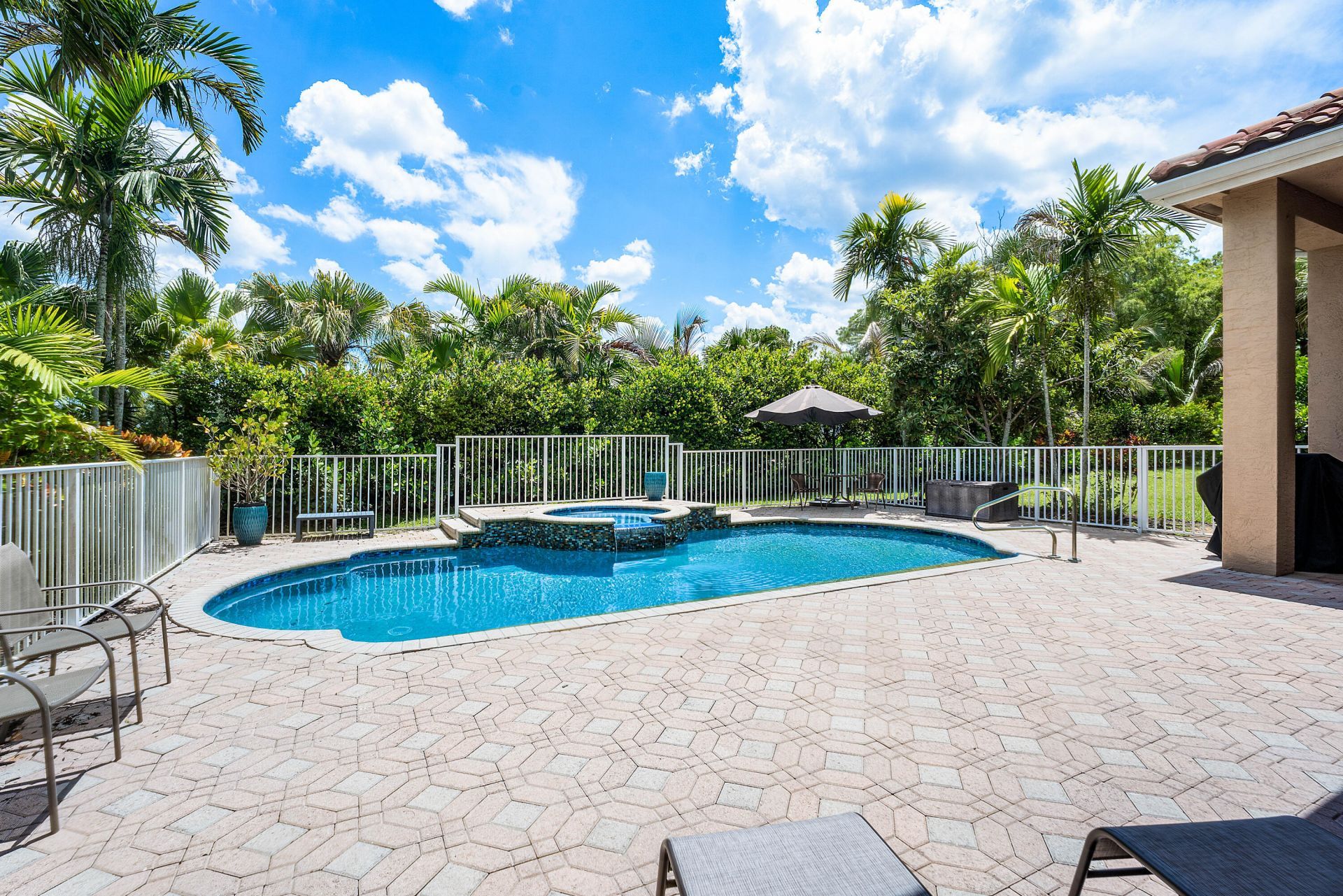 911 Forest Glen Lane, Wellington, FL 33414 Photo