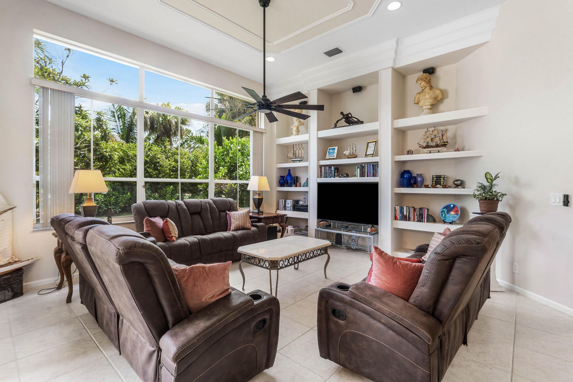 911 Forest Glen Lane, Wellington, FL 33414 Photo
