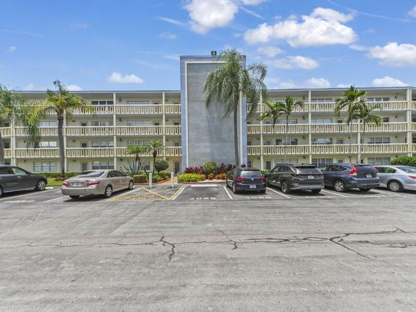 2056 Ainslie D, Boca Raton, FL 33434