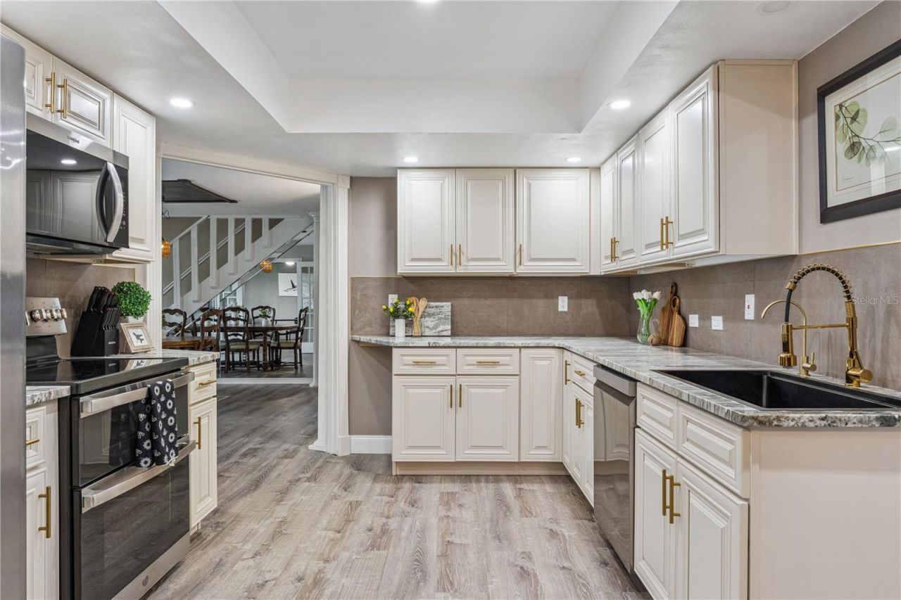 537 Pelican Bay Drive, Daytona Beach, FL 32119 Photo