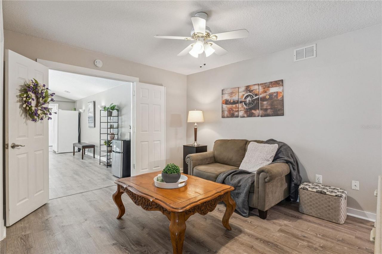 537 Pelican Bay Drive, Daytona Beach, FL 32119 Photo