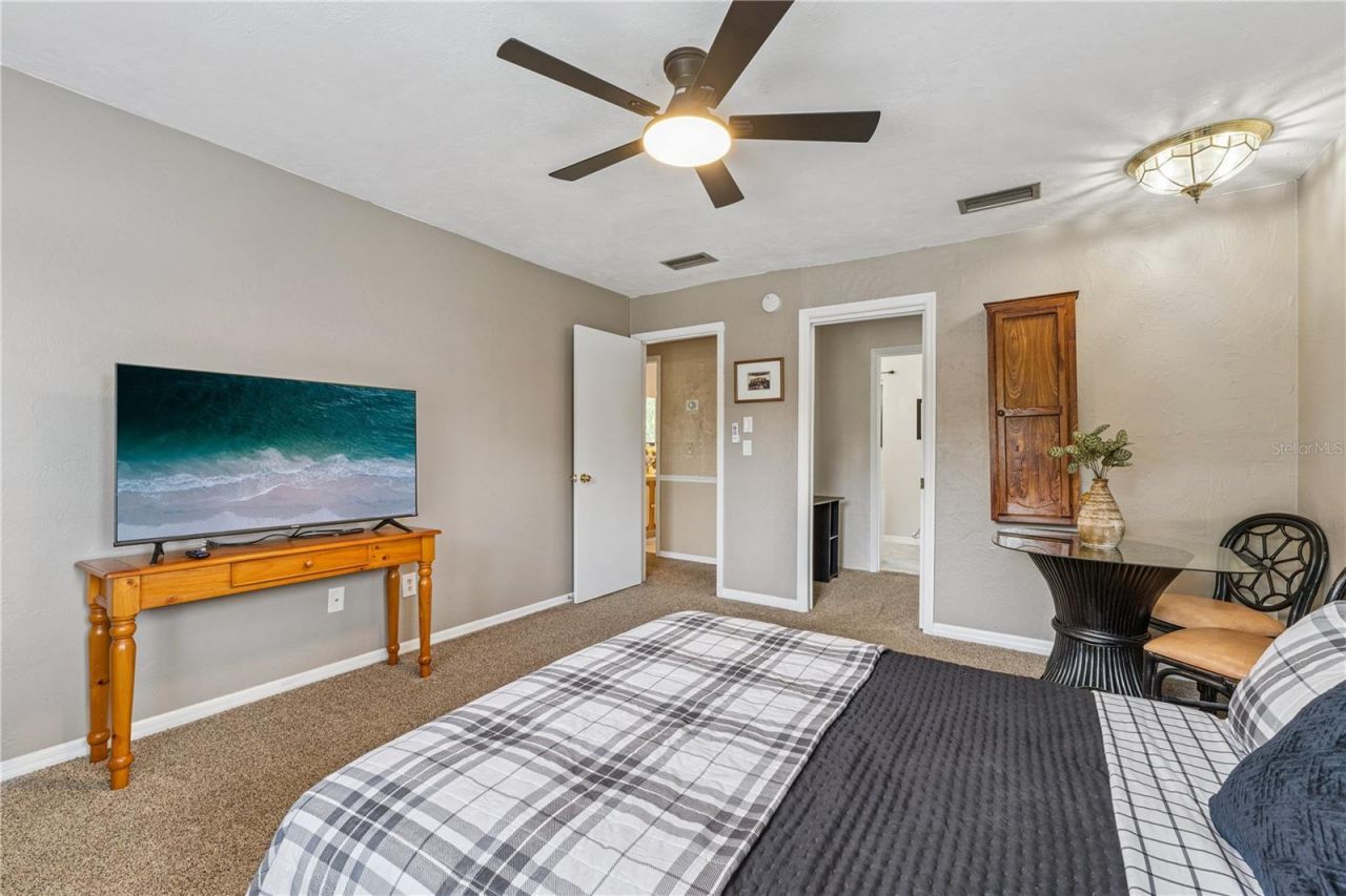 537 Pelican Bay Drive, Daytona Beach, FL 32119 Photo